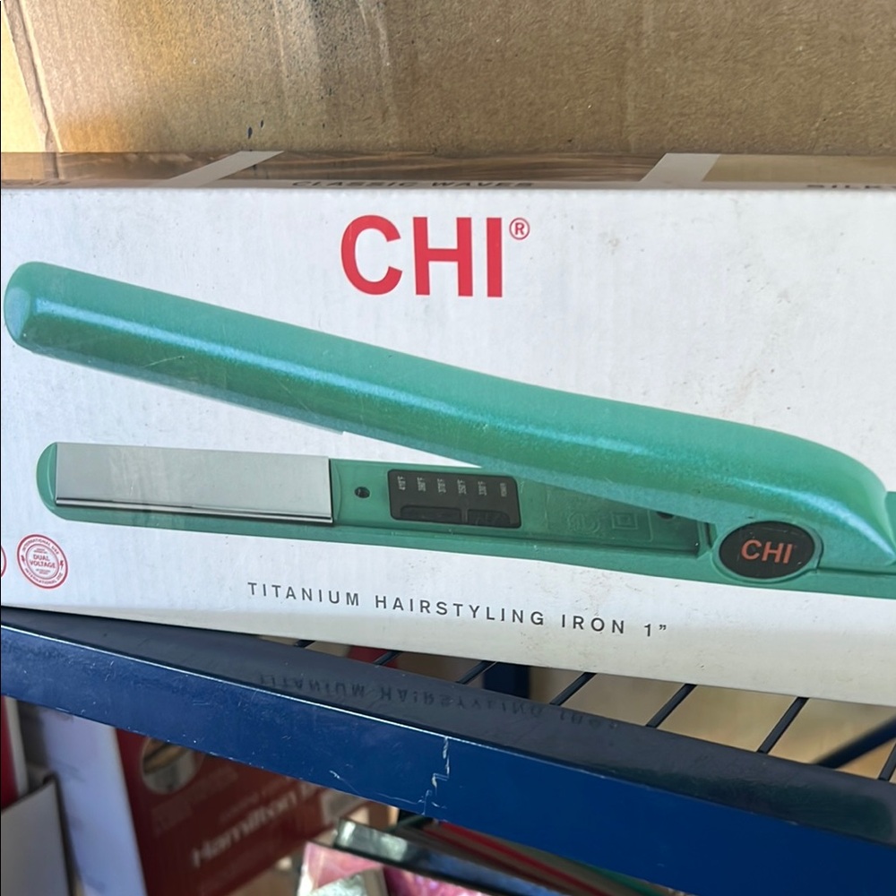 Chi Chi London Titanium Hairstyling Iron - Teal